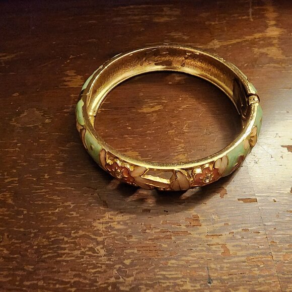 Goldtone  turquoise Enamel FLOWERS Bracelet - Picture 1 of 5